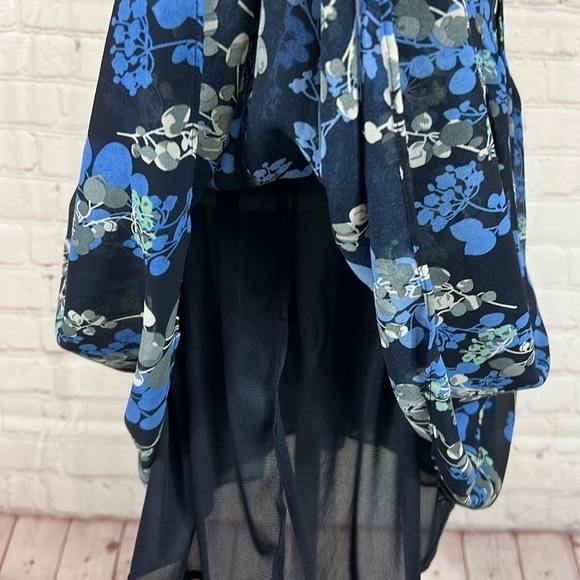 Gap Pleated Navy Floral Skirt Size 12 - Picture 4 of 8